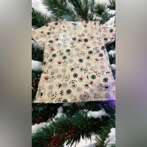 Christmas bear scrub top size small​​​​​​​​​